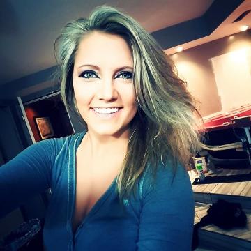 Kyaralovesyou aus Zuid-Holland,Niederlande