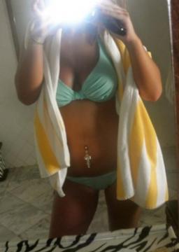 Looking-good-in-bikini aus Antwerpen,Belgien